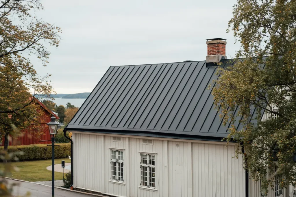 takl ggning p sekelskiftesvilla i sickla nacka slutf rd